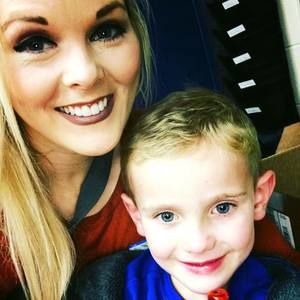 Meet your Posher, April